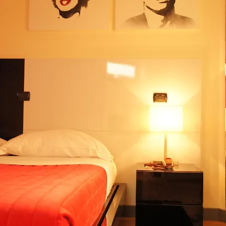 Ξενοδοχείο L' Orto Degli Otelli Φροζινόνε