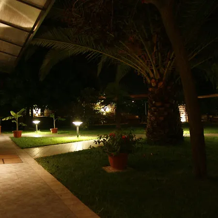 L' Orto Degli Otelli 3*