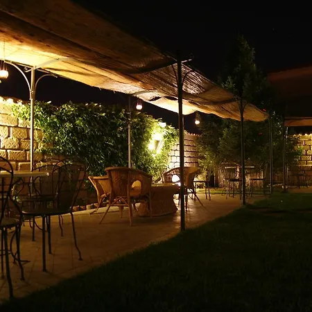 L' Orto Degli Otelli Hotel 3*